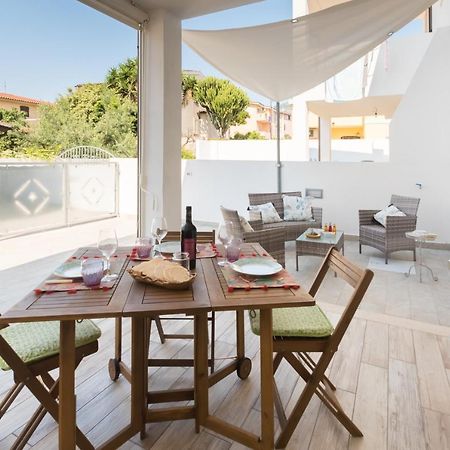 Casa Ono - Appartamento Con 2 Camere E 2 Bagni In Centro Abitato Orosei Bagian luar foto