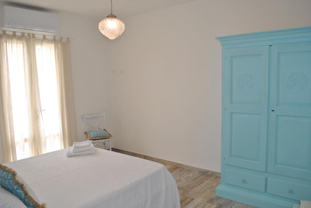 Casa Ono - Appartamento Con 2 Camere E 2 Bagni In Centro Abitato Orosei Bagian luar foto